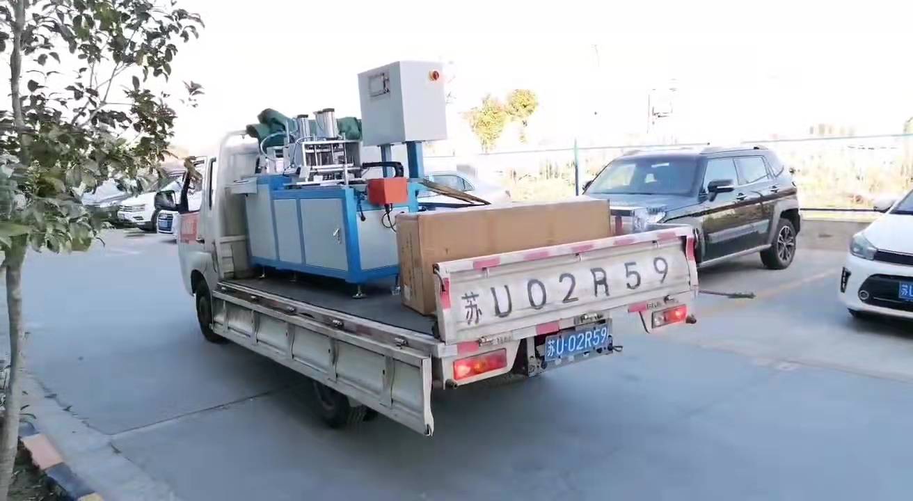 小型鋁型材切割機(jī)350型號(hào)發(fā)貨圖-1 小型鋁型材切割機(jī)350型號(hào)發(fā)貨圖-1